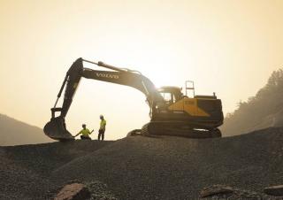 Koparki gąsienicowe Volvo EC300ERL