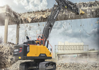 Koparki gąsienicowe Volvo EC380ENL Straight boom