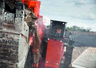 Koparki gąsienicowe Hitachi EX 8000-6