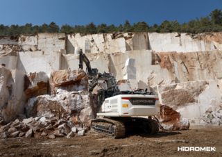 Koparki gąsienicowe Hidromek HMK 390 NLC