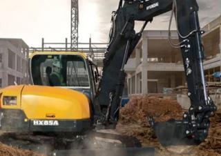 Koparki gąsienicowe Hyundai HX85A