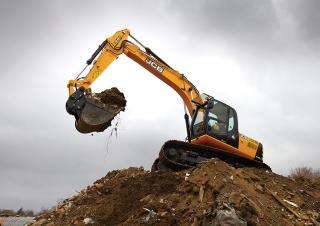 Koparki gąsienicowe JCB JS190 LC