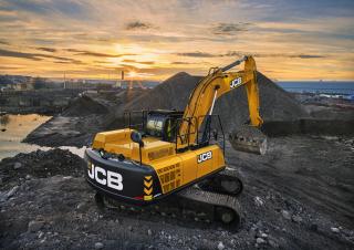 Koparki gąsienicowe JCB JS330NLC
