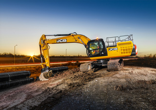Koparki gąsienicowe JCB JS370 LC LR