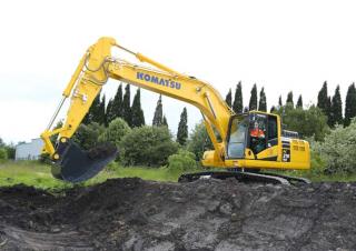 Koparki gąsienicowe Komatsu PC210NLC-11E0