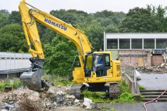 Koparki gąsienicowe Komatsu PC228ULC-10