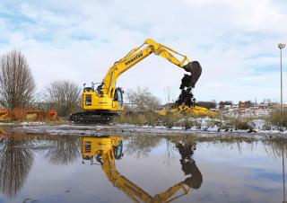 Koparki gąsienicowe Komatsu PC228USLC-11E0