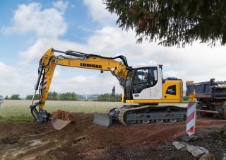 Koparki gąsienicowe Liebherr R 920 Compact