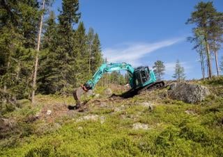 Koparki gąsienicowe Kobelco SK 140 SRL 5