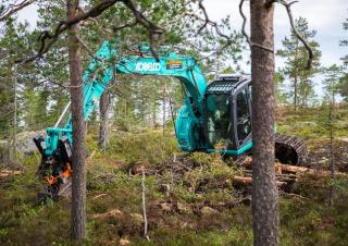 Koparki gąsienicowe Kobelco SK 140 SRL 5