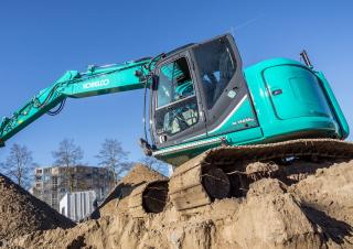 Koparki gąsienicowe Kobelco SK 140 SRLC 3