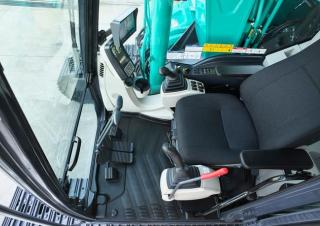 Koparki gąsienicowe Kobelco SK 180 LC 10E