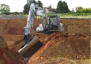 Koparki gąsienicowe Kobelco SK 210 H LC 10