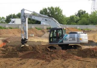 Koparki gąsienicowe Kobelco SK 210 H LC 10