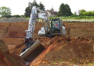 Koparki gąsienicowe Kobelco SK 210 H LC 10E 