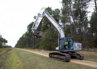 Koparki gąsienicowe Kobelco SK 210 H LC 10E 