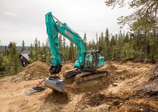 Koparki gąsienicowe Kobelco SK 210 SNLC 10E