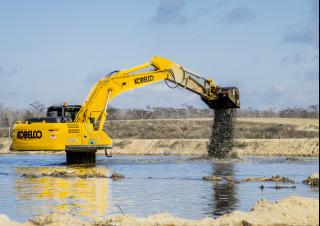 Koparki gąsienicowe Kobelco SK 260 LC 10