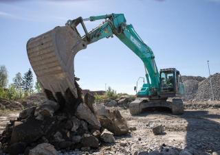 Koparki gąsienicowe Kobelco SK 260 NLC 10E
