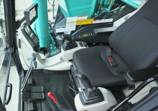 Koparki gąsienicowe Kobelco SK 300 LC 10E