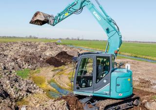 Koparki gąsienicowe Kobelco SK 75 SR 3