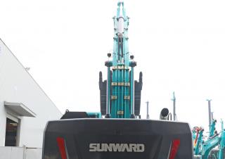 Koparki gąsienicowe Sunward SWE335F