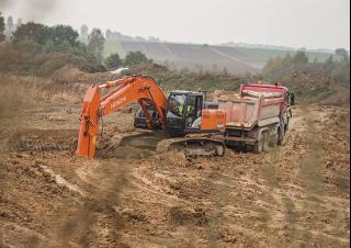Koparki gąsienicowe Hitachi ZX350LCN-6