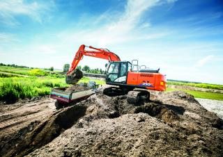 Koparki gąsienicowe Hitachi ZX210LC-6