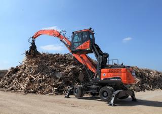 Koparki do prac przeładunkowych Doosan DX250WMH-5