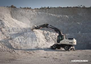 Koparki kołowe Hidromek HMK 200 W
