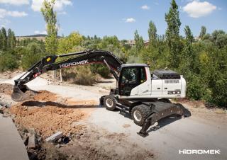 Koparki kołowe Hidromek HMK 200 W
