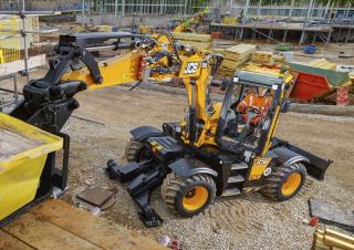 Koparki kołowe JCB Hydradig 110W