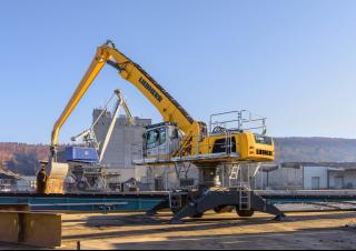 Koparki do prac przeładunkowych Liebherr LH 60 M High Rise Industry Litronic