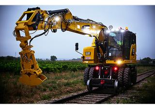 Koparki kołowe Caterpillar M323F 