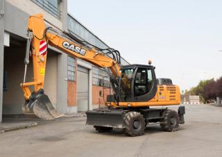 Koparki kołowe Case WX168