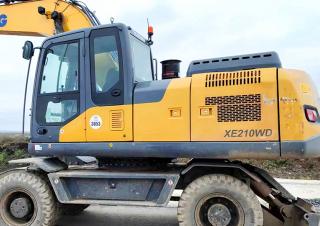 Koparki kołowe XCMG XE210WD