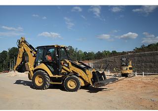 Koparko-ładowarki Caterpillar 420F
