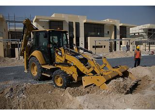 Koparko-ładowarki Caterpillar 424B2