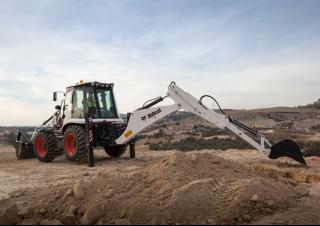 Koparko-ładowarki Bobcat B780