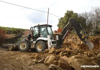 Koparko-ładowarki Hidromek HMK 102 S Alpha