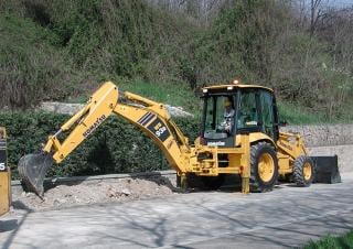 Koparko-ładowarki Komatsu WB93R-5 
