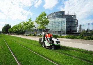 Kosiarki Samojezdne i Traktory Ogrodowe Etesia BUFFALO 124 HVHP2