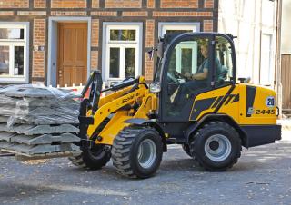 Ładowarki kołowe Schäffer 2445 S 