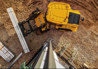 Ładowarki kołowe JCB 411 HT