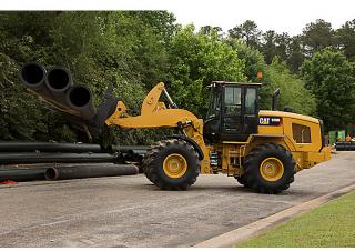 Ładowarki kołowe Caterpillar 930M
