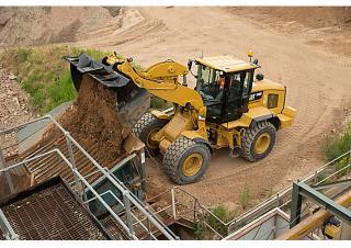 Ładowarki kołowe Caterpillar 938M