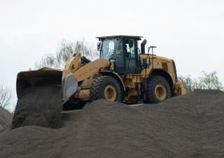 Ładowarki kołowe Caterpillar 950