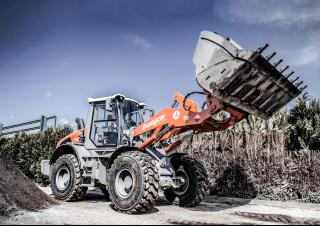 Ładowarki kołowe weycor AR 660