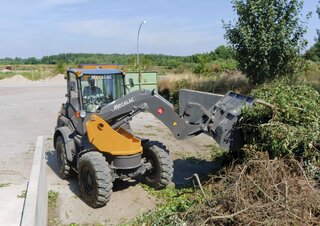 Ładowarki kołowe Mecalac AS700