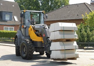 Ładowarki kołowe Mecalac AS700